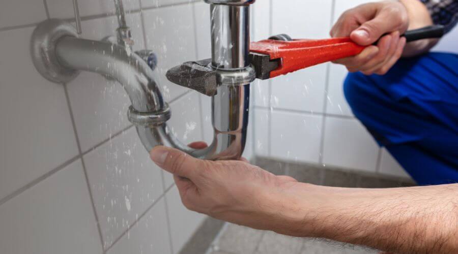 Expert burst pipe repair services in Ferndale, CA